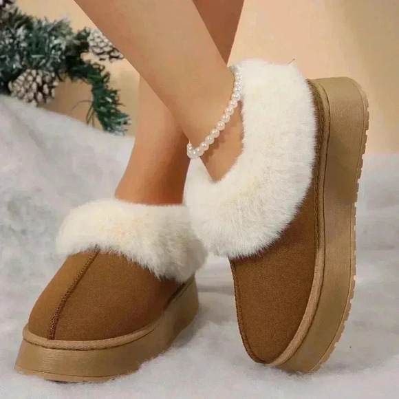 Brown Fashionable Women's Suede Shearling Ankle Moccasins - Picture 3 of 8